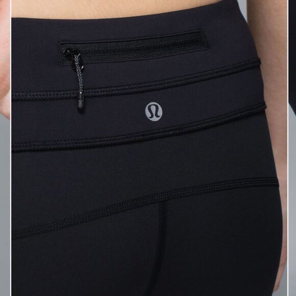 Lululemon Up The Pace Crop 6 - Picture 4 of 14